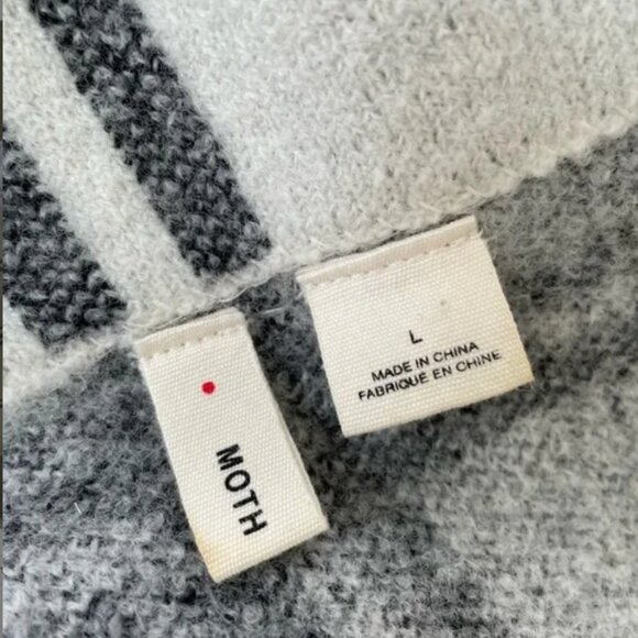 Moth Anthropologie Wool Sweater with Large Grey Plaid  Cream and Gray | M-L - Picture 13 of 15